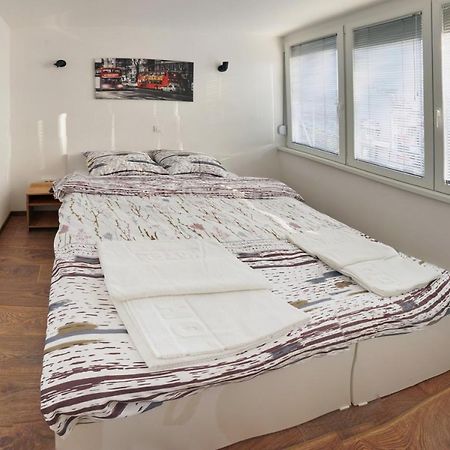 Bibi'S Apartments Skopje Extérieur photo