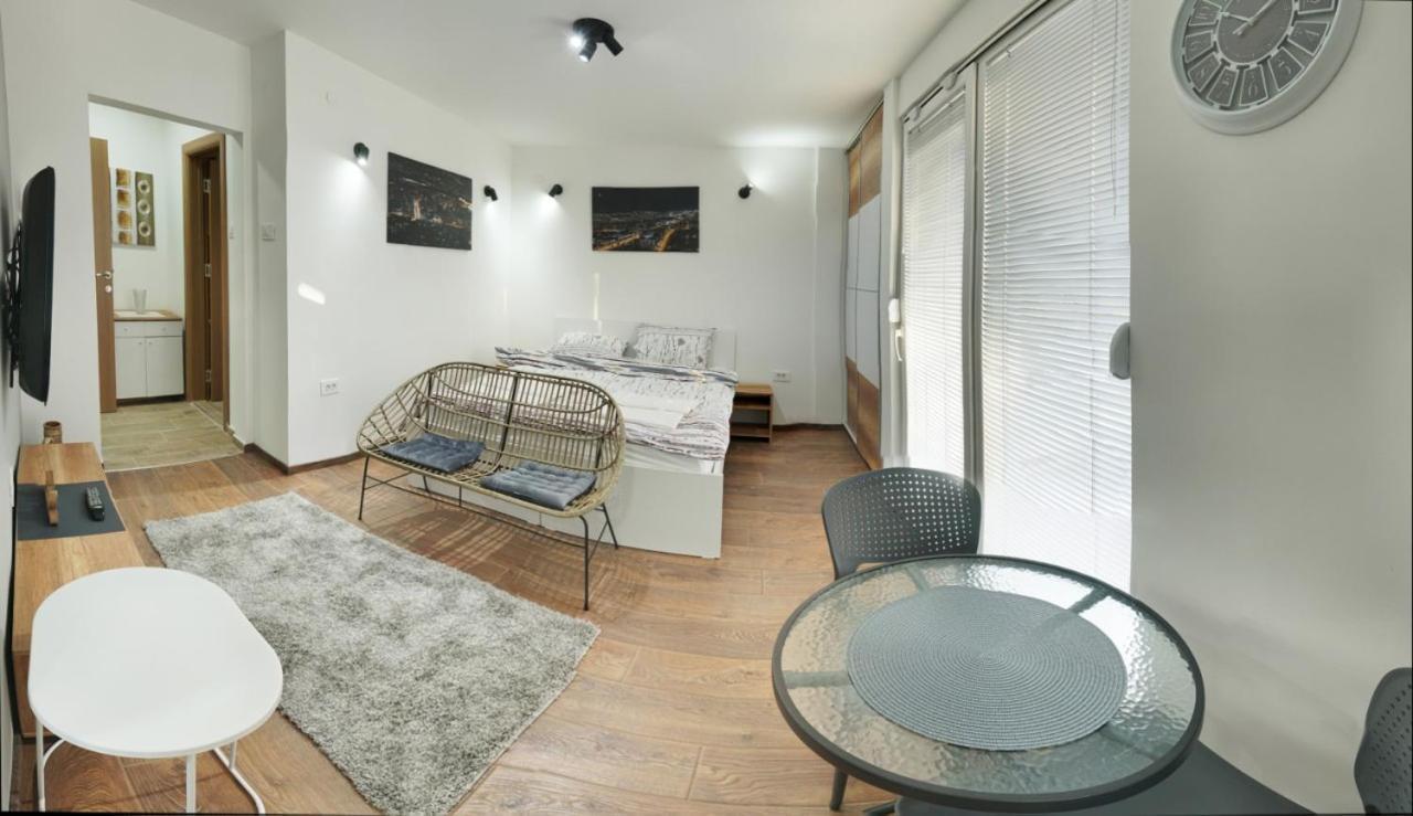 Bibi'S Apartments Skopje Extérieur photo
