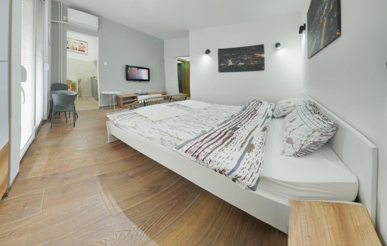 Bibi'S Apartments Skopje Extérieur photo